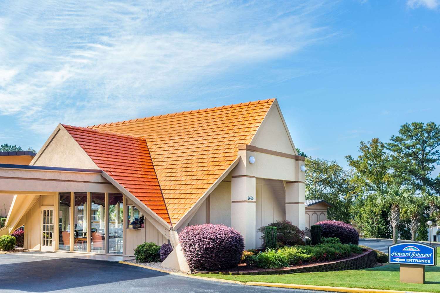 Howard Johnson By Wyndham Athens 2/13