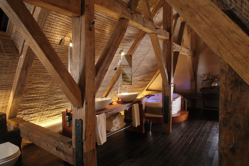 CHATEAU DE FERE HOTEL 19/50