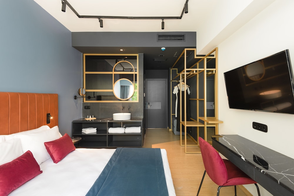 Colors Hotel Athens 11/50