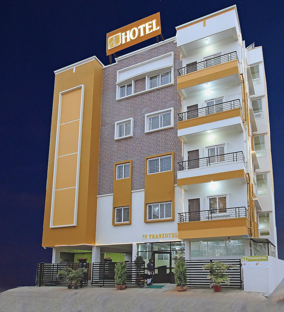 Tranzotel Bangalore Airport Hotel 2/47