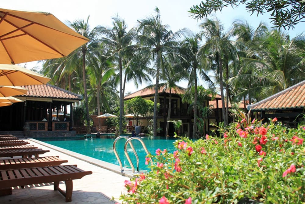Lotus Village Resort 25/38