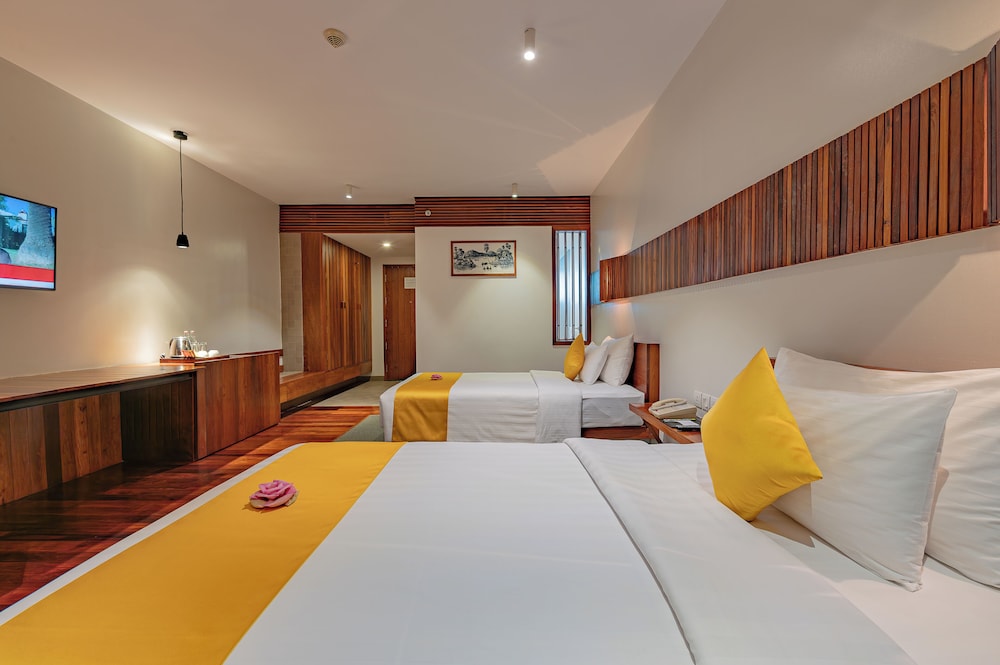 Hotel Somadevi Boutique 12/50
