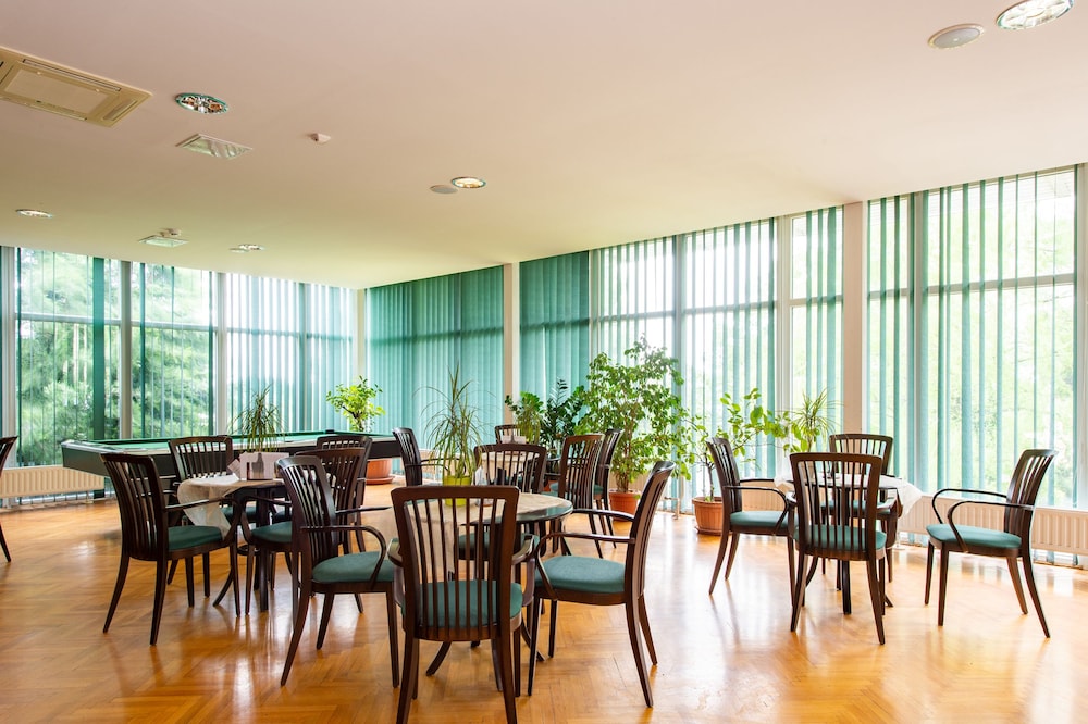 CE Quelle Hotel 29/41