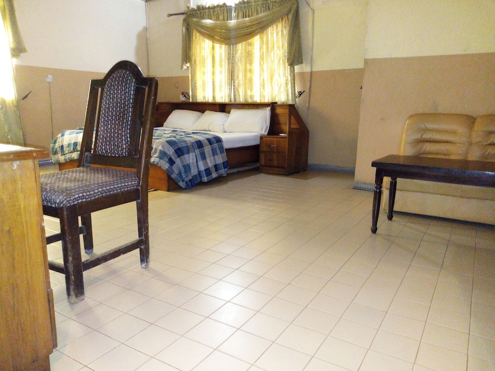 Feligold Royal Hotel 20/23
