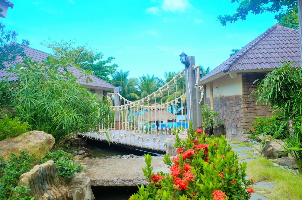 Coral Bay Resort Phu Quoc 9/73