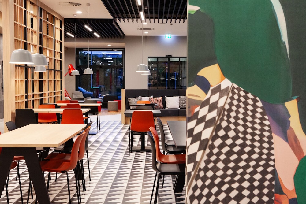 ibis budget Hotel Berlin Airport 33/45