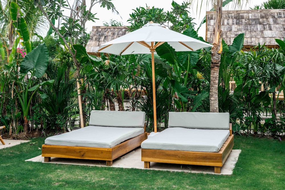 Shanti Boutique Retreat 50/57