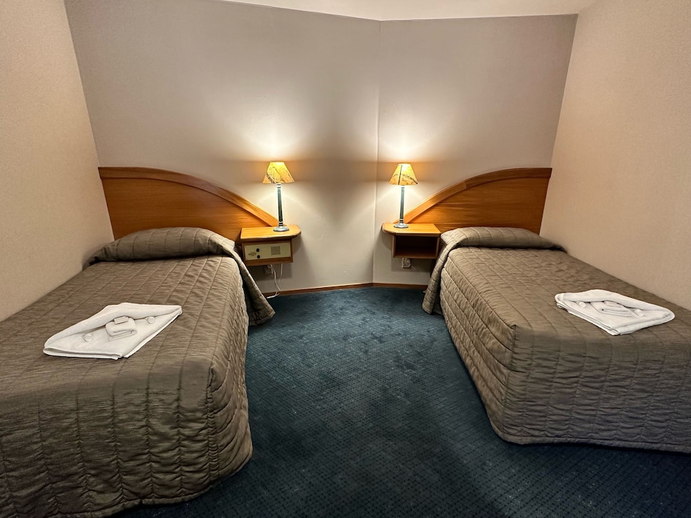 Heritage Gateway Hotel 37/55