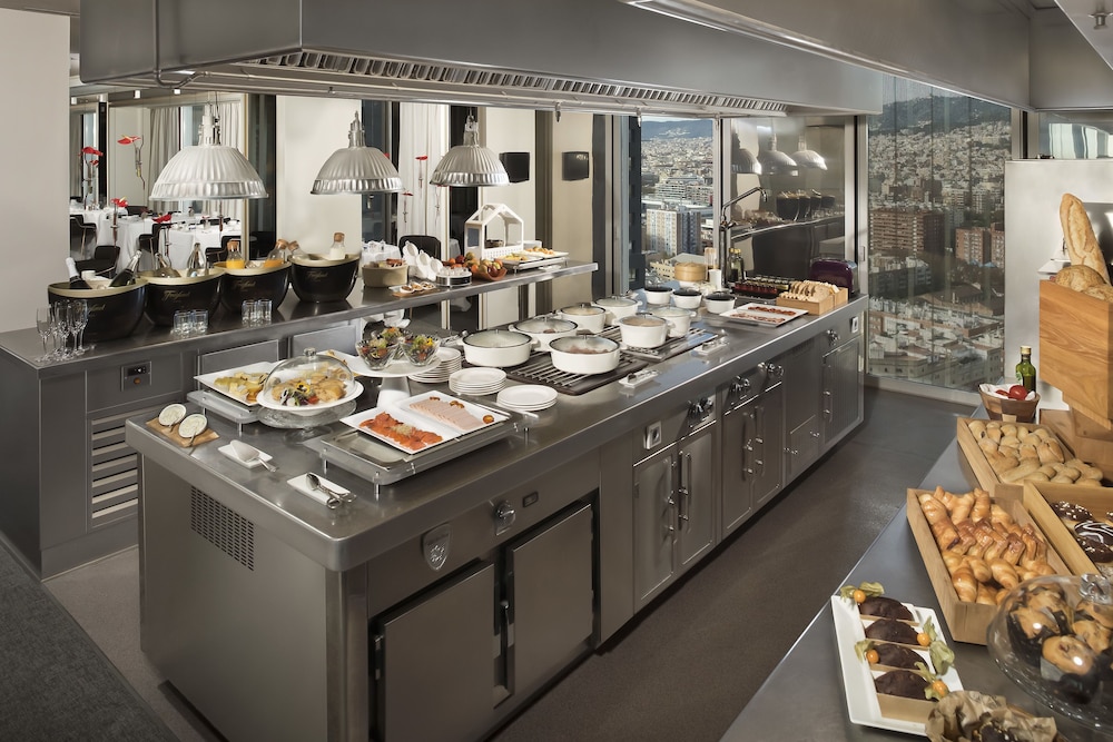The Level at Melia Barcelona Sky 7/50