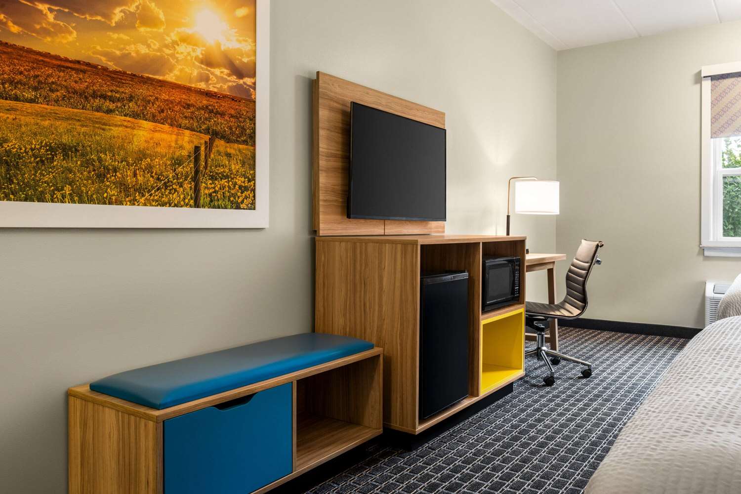 Days Inn Suites By Wyndham Lancaster Amish Country 21/28