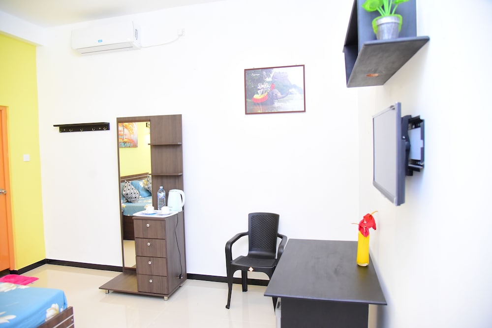 White Villa Airport Transit Hotel 26/45