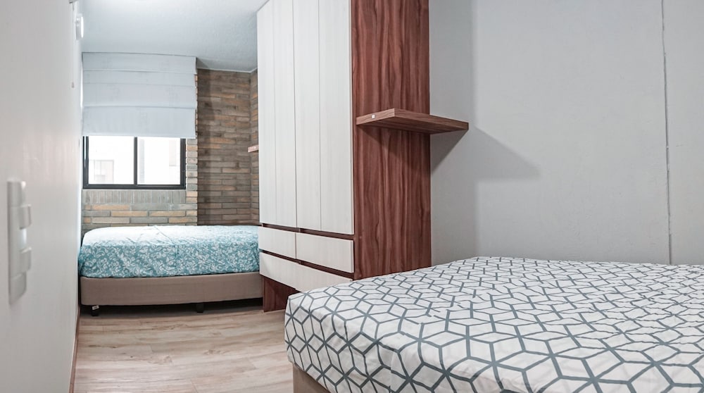 4 BEDROOMS, FAMILY, APARTMENT