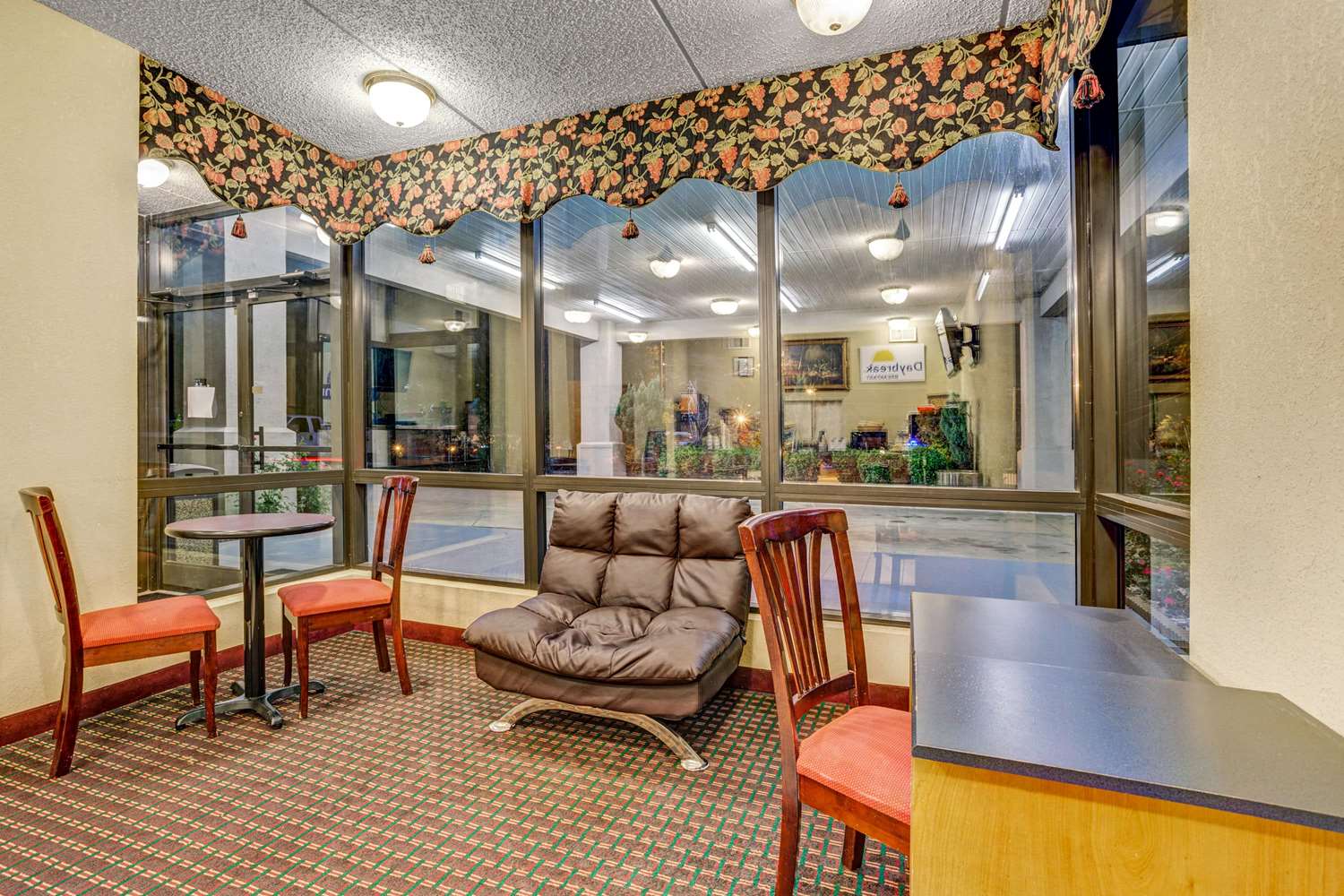 Days Inn by Wyndham Hernando 15/20