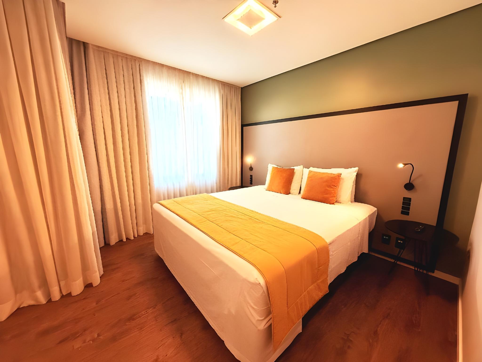 Luxury, Single, Twin Beds