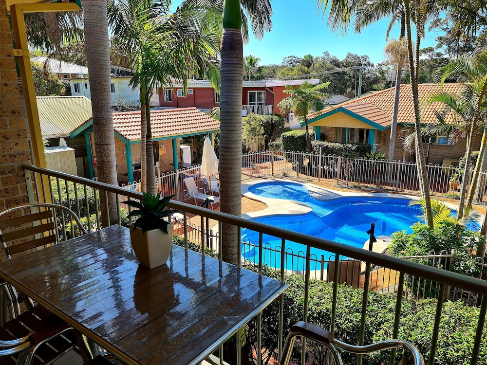 Beaches Serviced Apartments 43/46