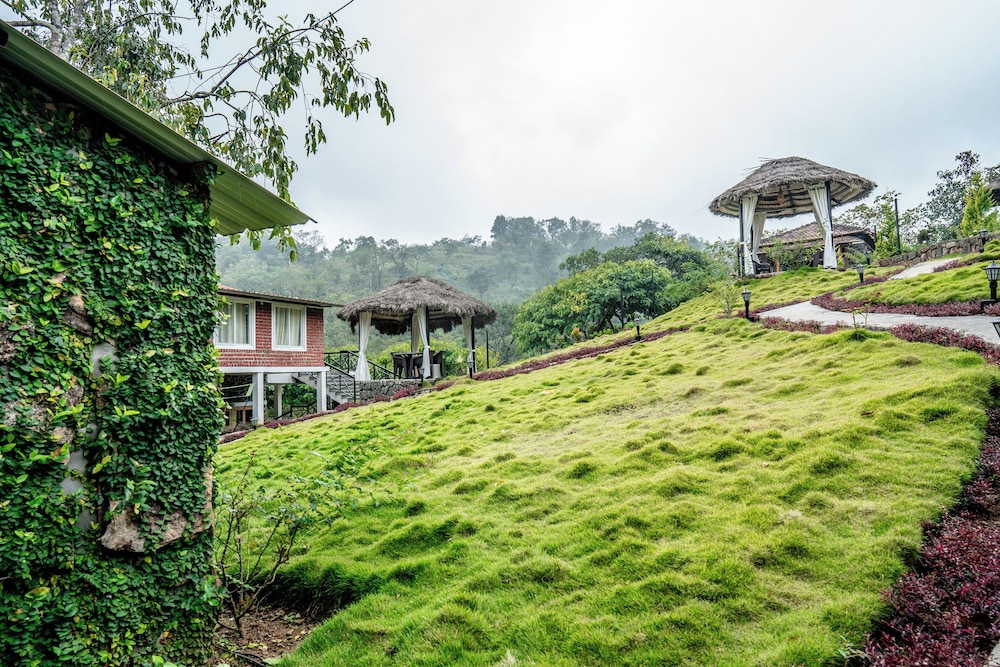 Zac's Valley Resort 42/48