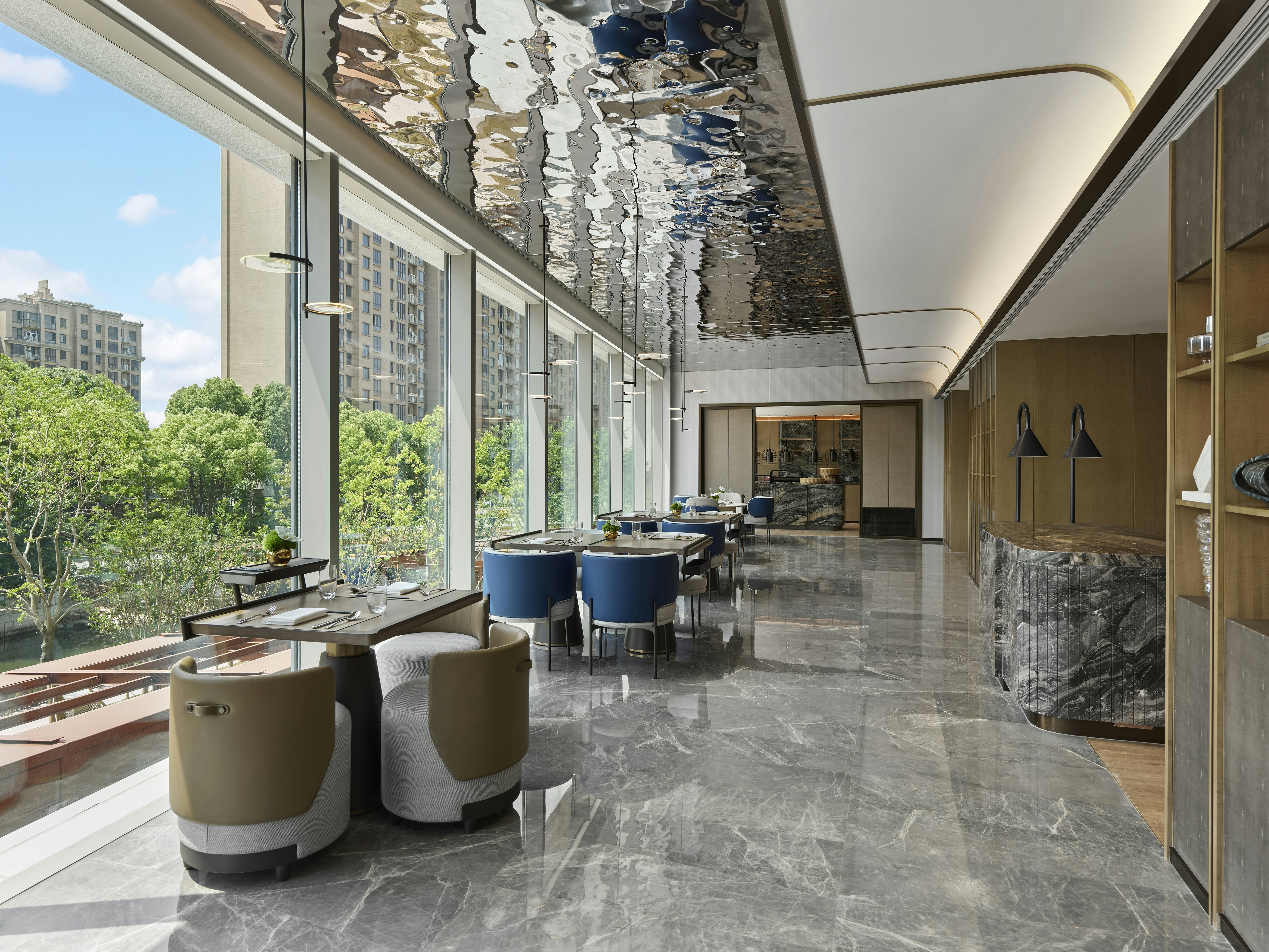 Hilton Shanghai Greater Hongqiao 15/30