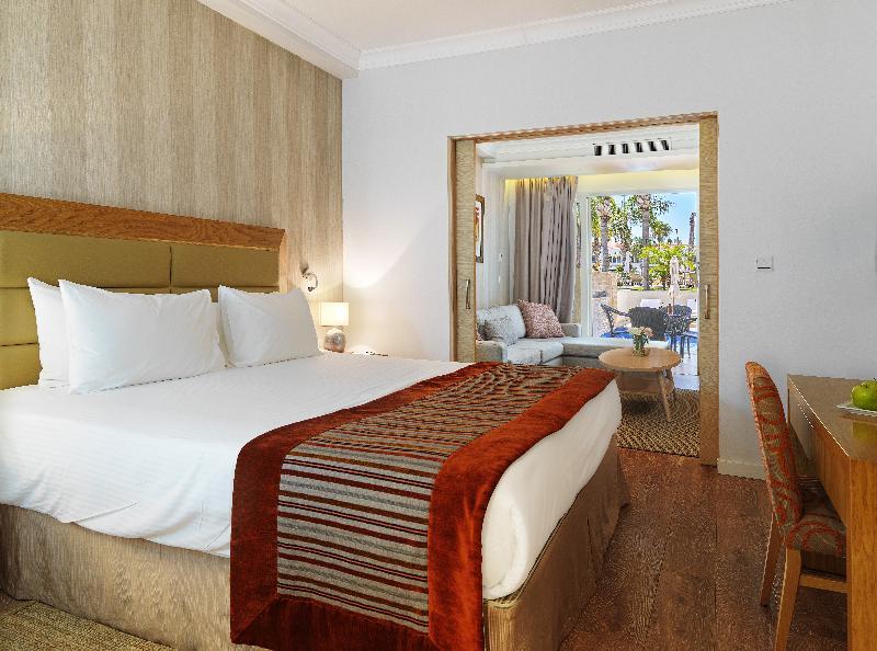 Garden Suite, Double Bed, 2 Sofa, Private Pool