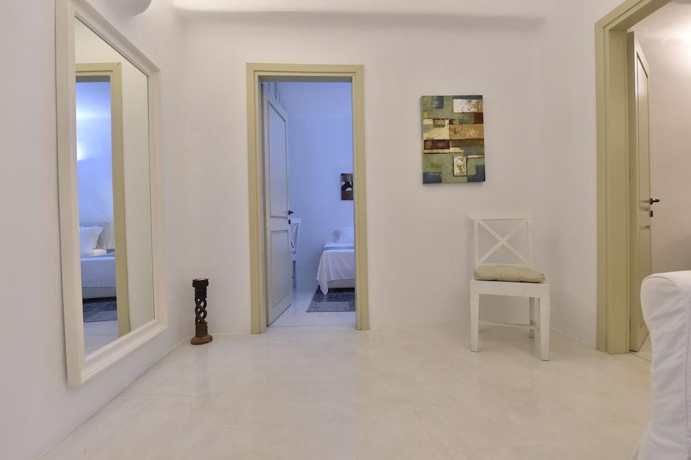 Naoussa Hills Boutique Resort- Adults Only (13+) 7/76