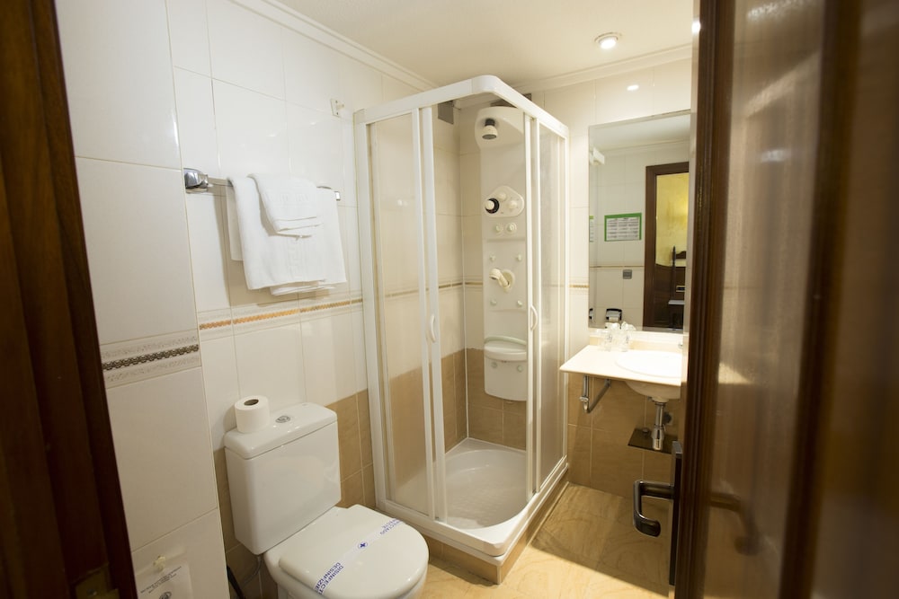 Hotel Reyes Catolicos 17/39