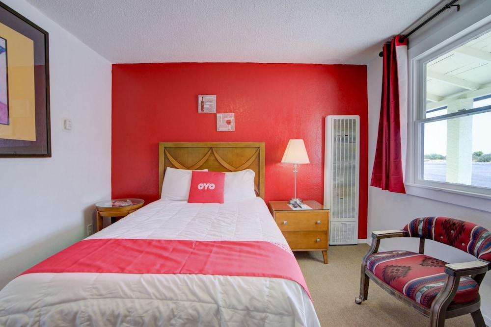 Rose's Motel 20/50