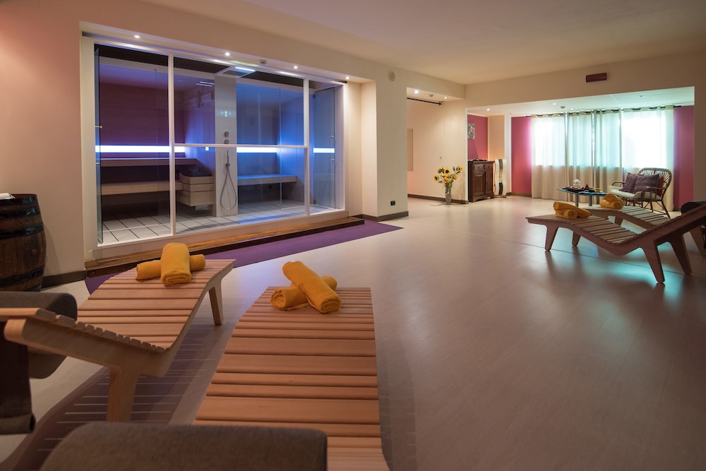 GH Avalon Sikani Resort 36/69