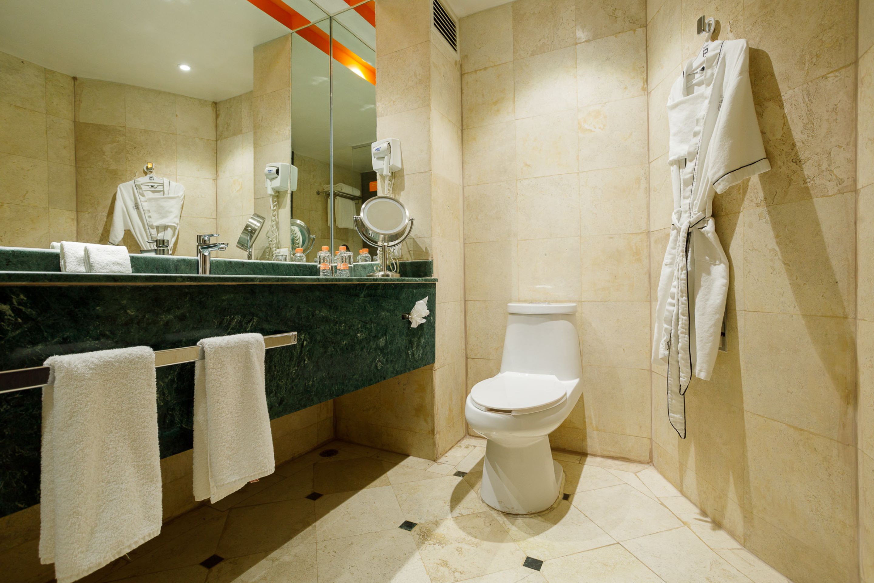 جناح جونيور، Real Inn Tijuana by Camino Real Hotels 6/6