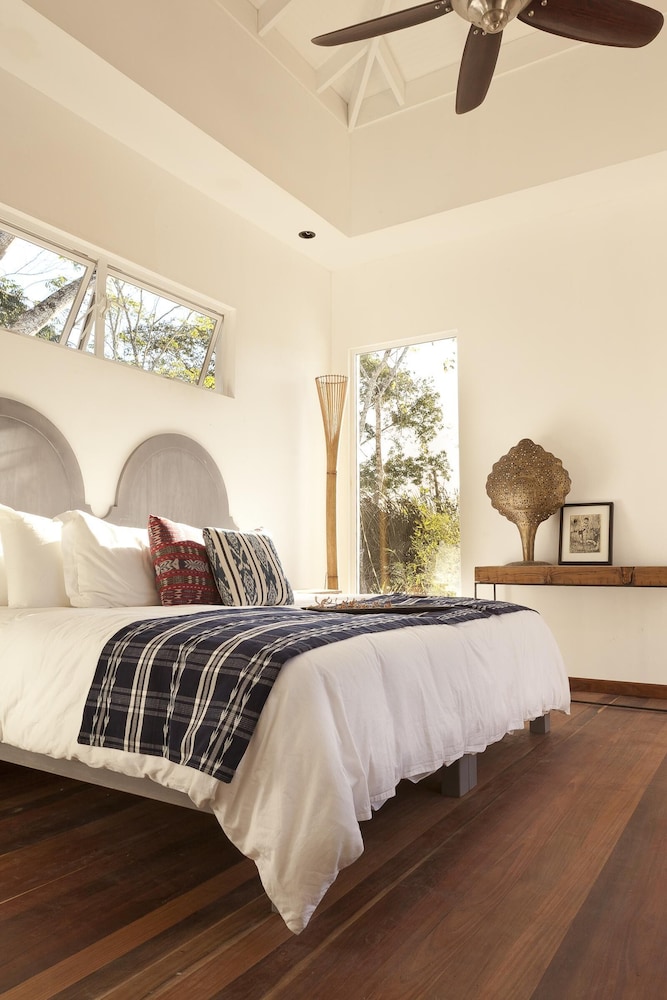 2 Bedrooms, Pool, Villa, King Bed