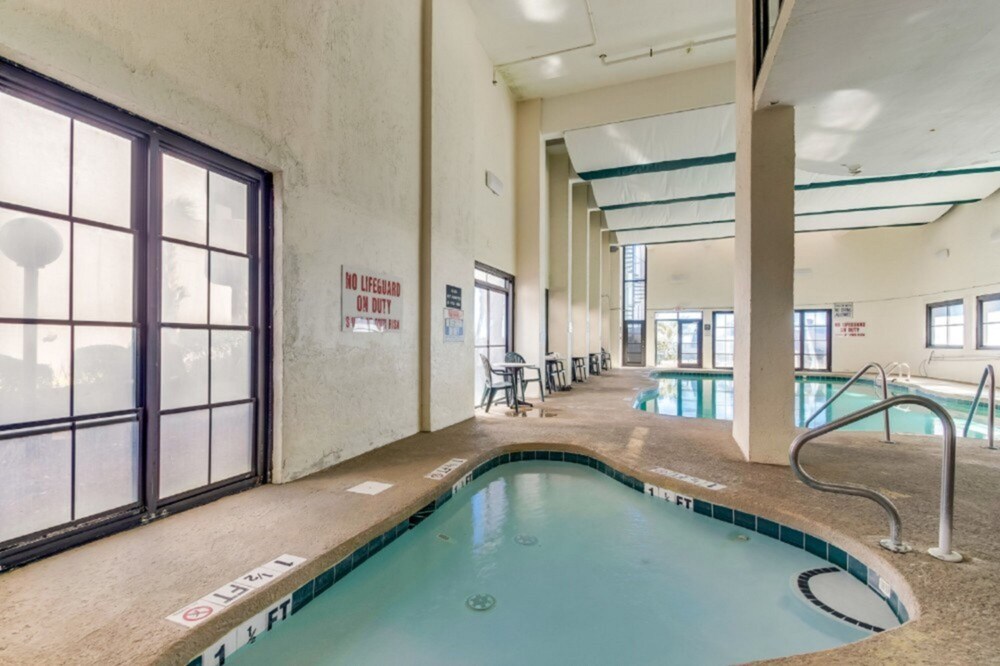 Palms Resort 56/79