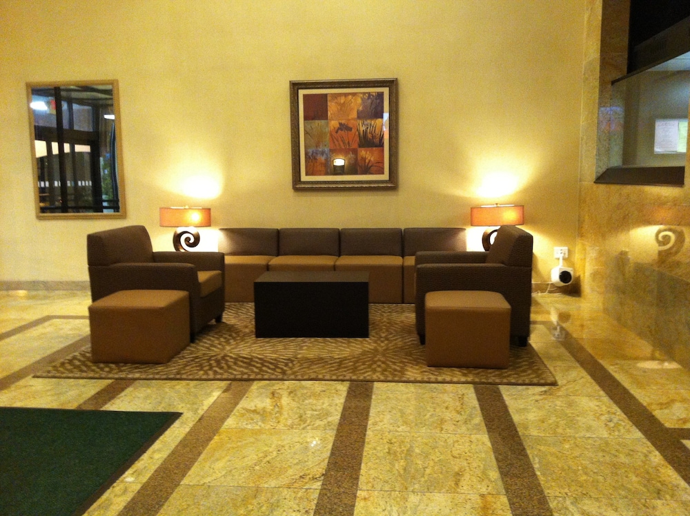 Holiday Inn Hazlet 50/69