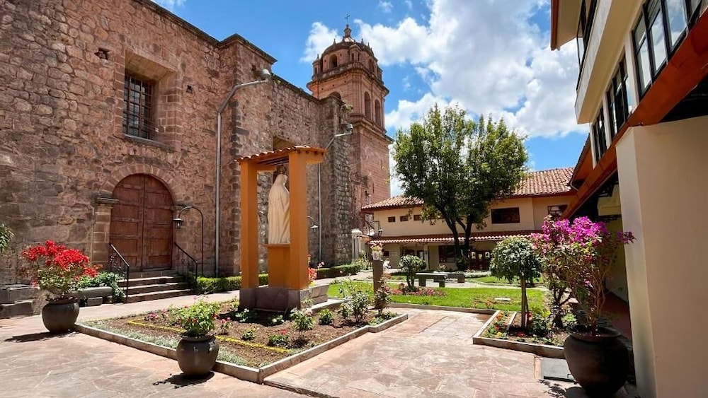 Monasterio San Pedro 62/70
