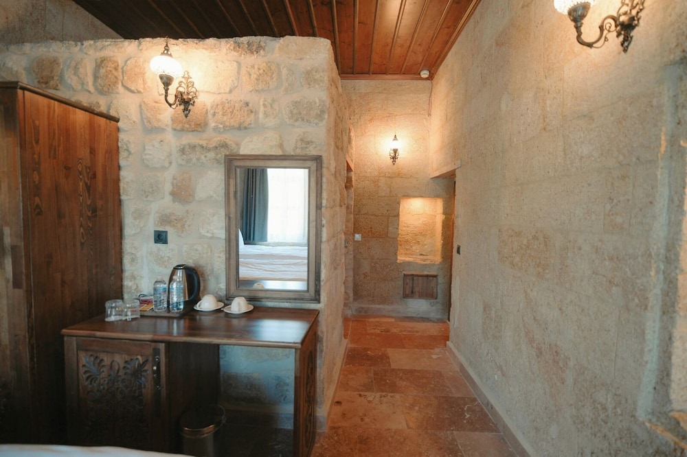 CAPPADOCIA OLD HOUSES 47/49