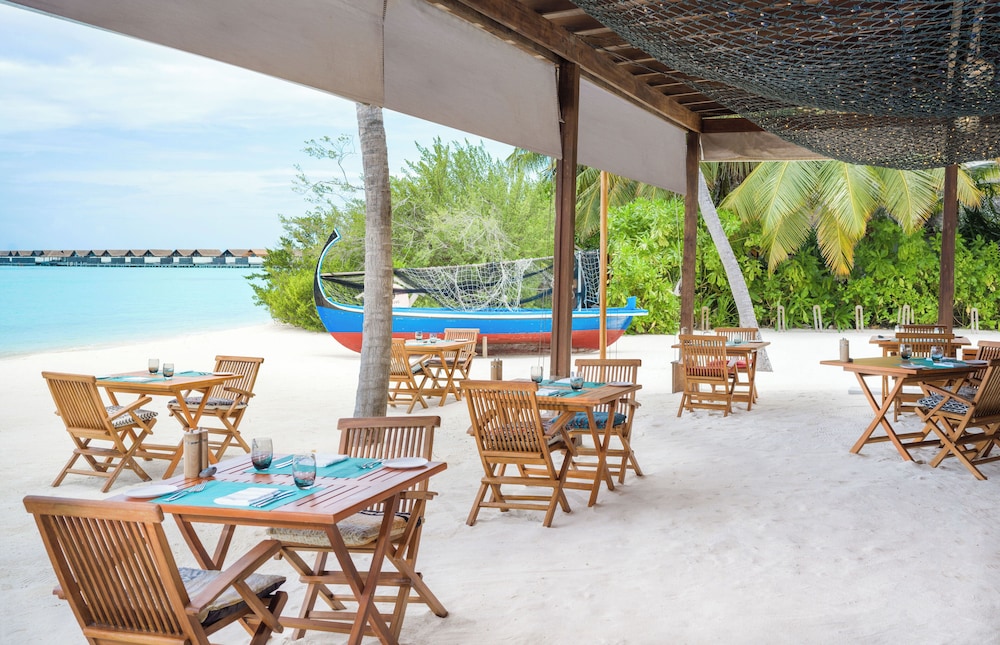 Sirru Fen Fushi Private Lagoon Resort 53/68