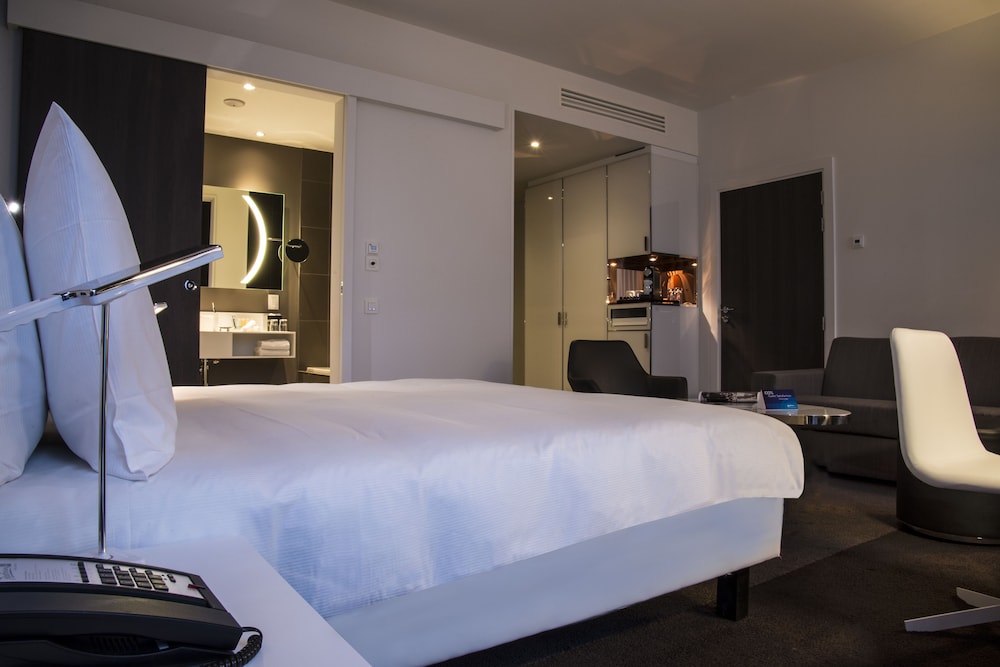 RADISSON BLU HOTEL NANTES 8/68