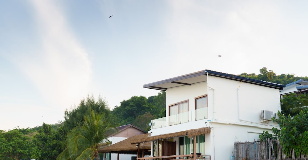 Samed Seaside Resort 10/80