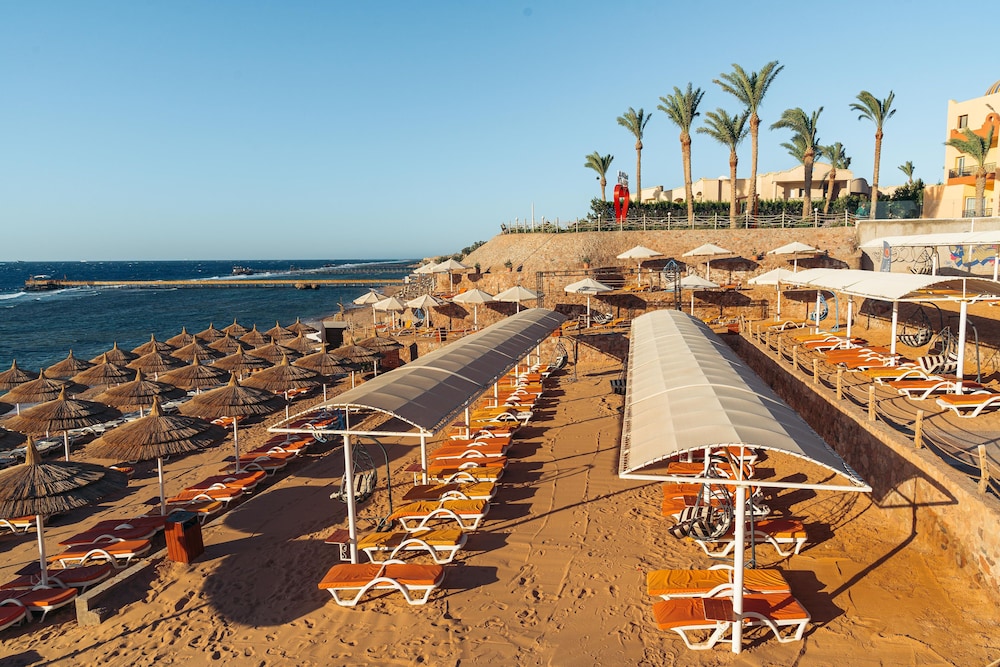 Nubian Village Hotel 58/70