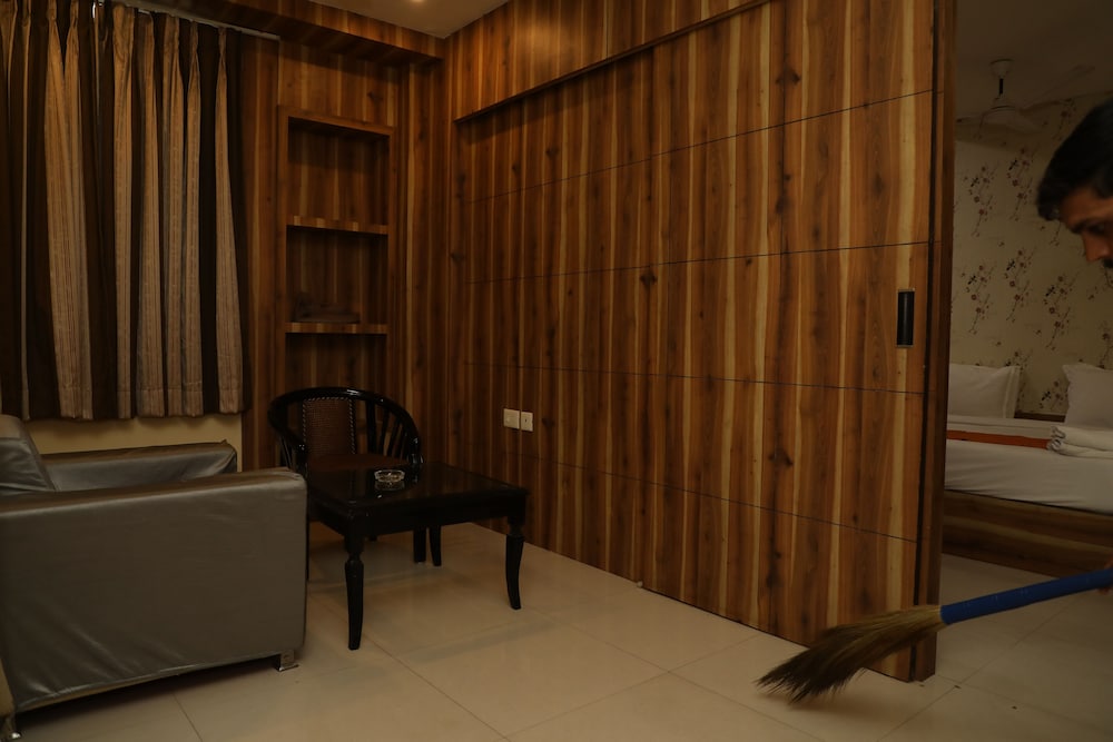 Hotel Dolphin International 45/72