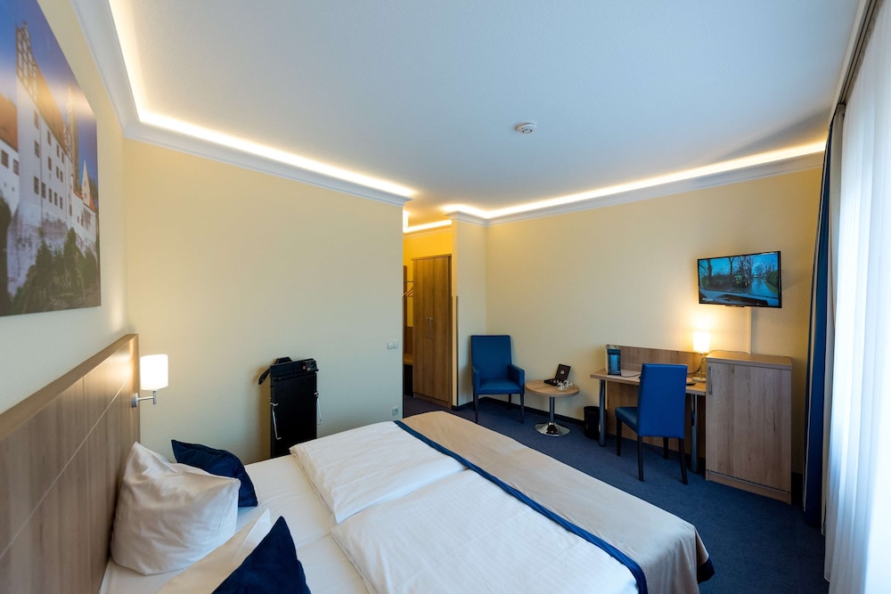 Askania Hotel Bernburg 15/50