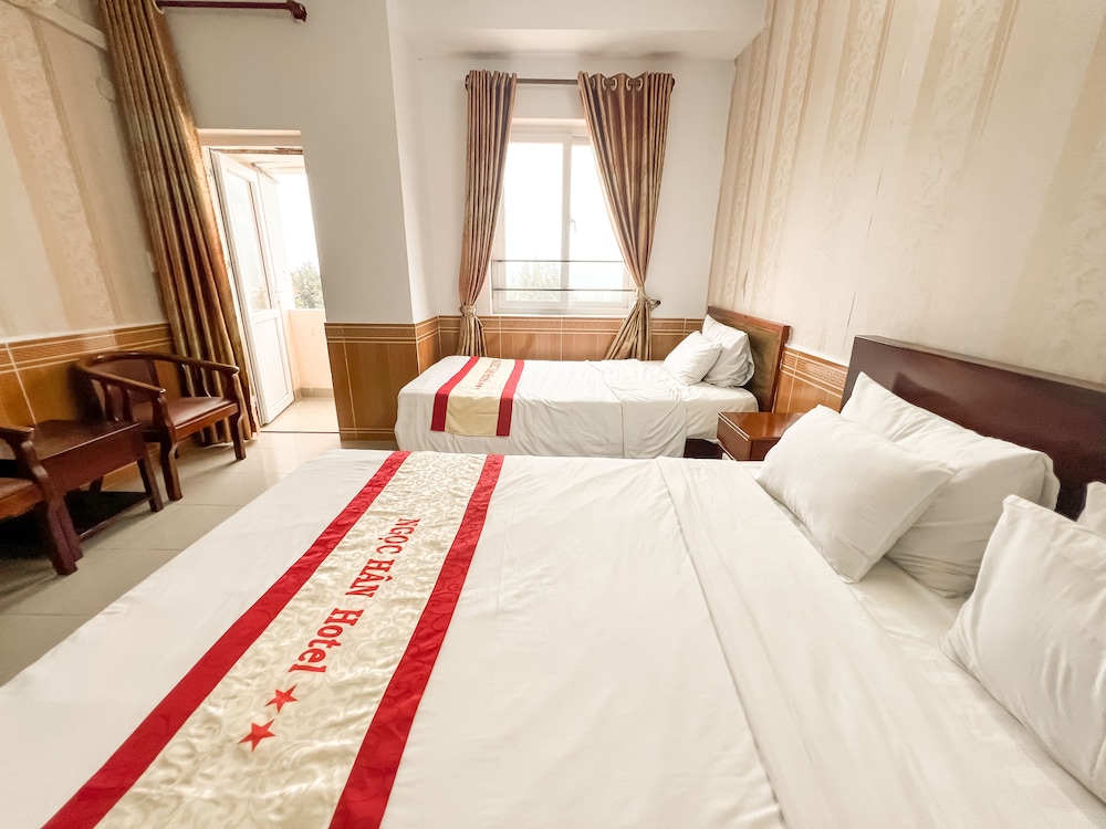 Ngoc Han Hotel 25/67