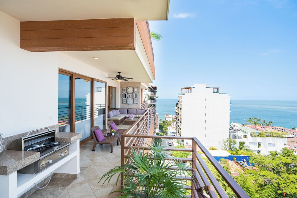 Resorts By Pinnacle 220 7/72