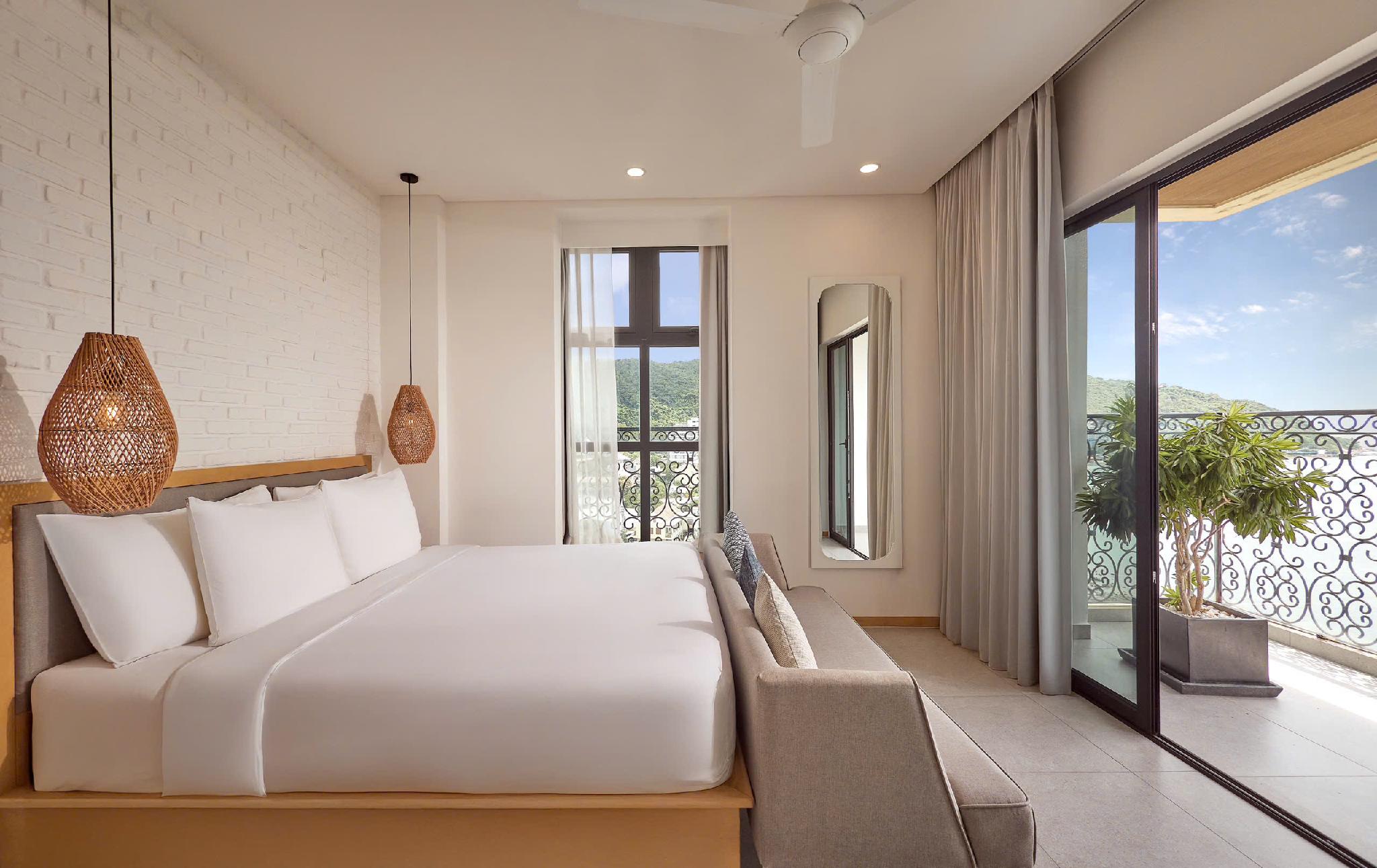 Deluxe Sea View