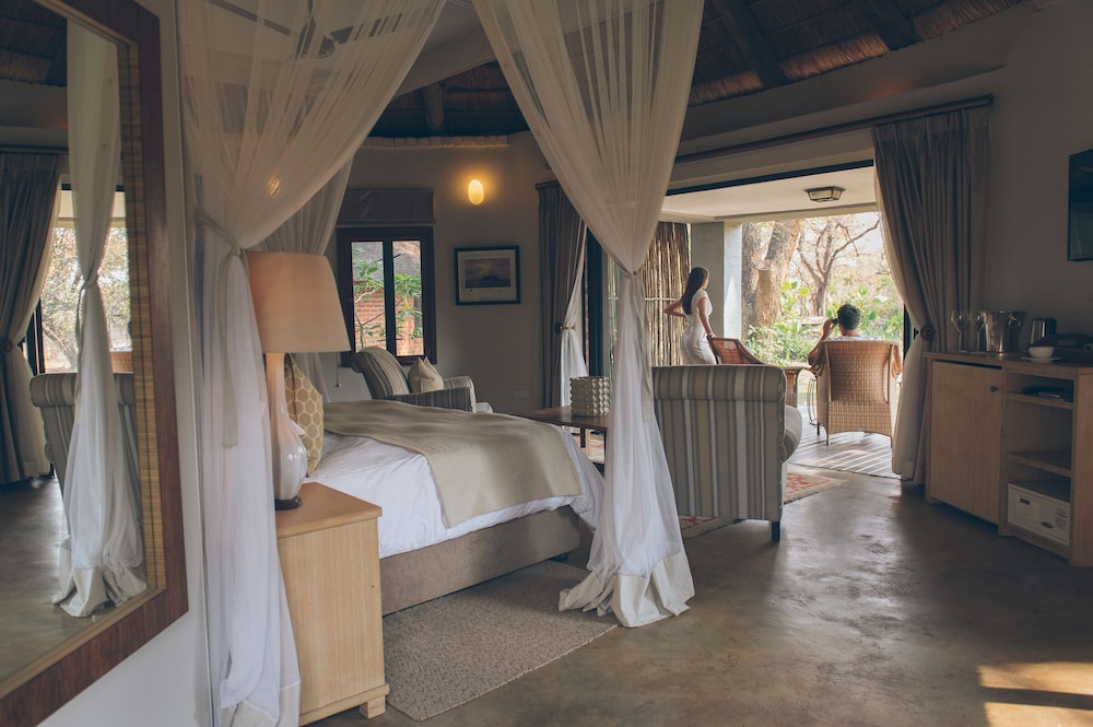 Lilayi Lodge 10/50