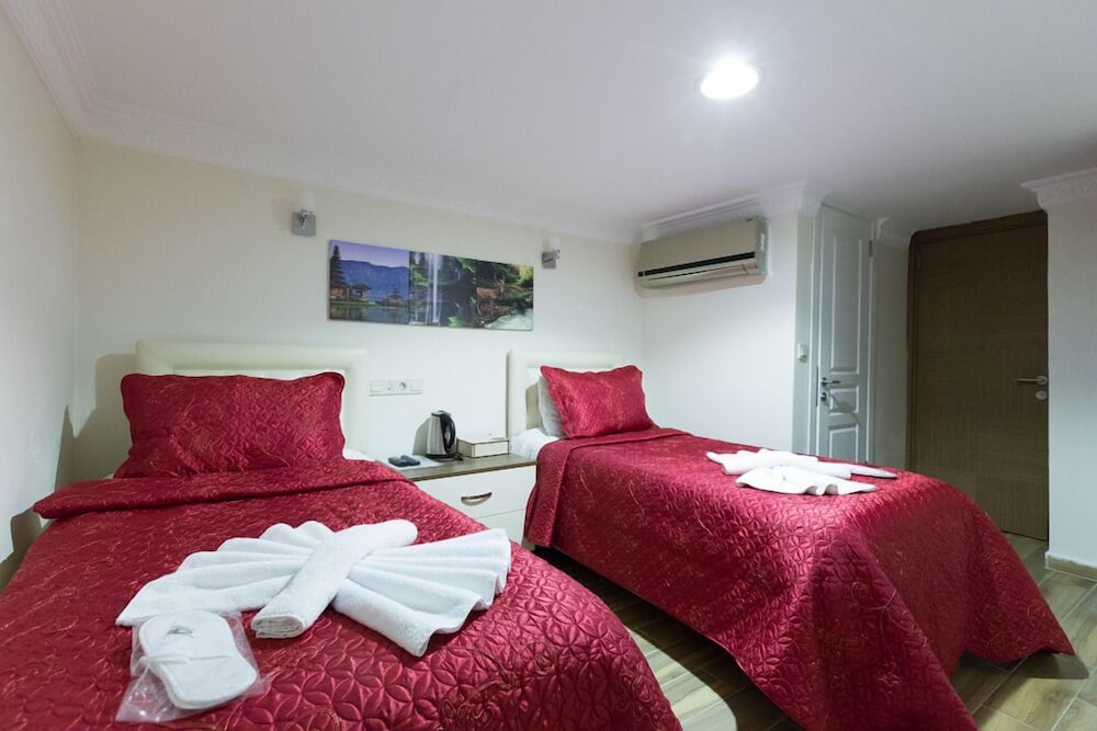 Zendy Suite Hotel 21/88