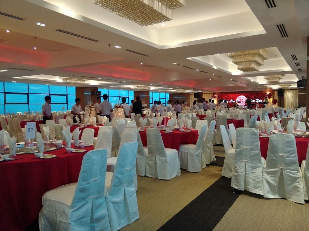 Hotel Excelsior Ipoh 26/33