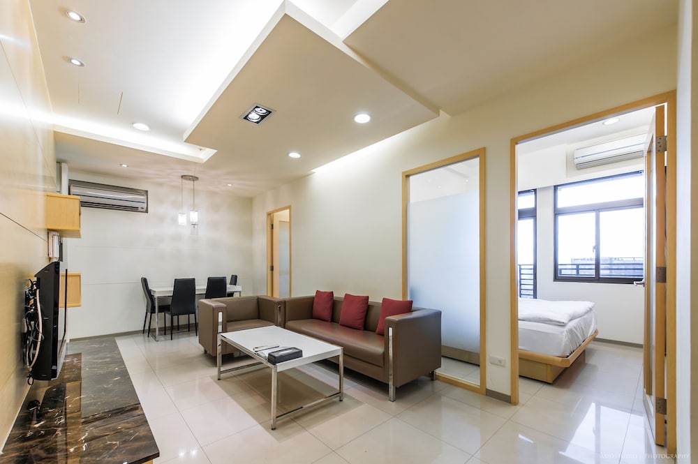 CH Service Apartment 34/48