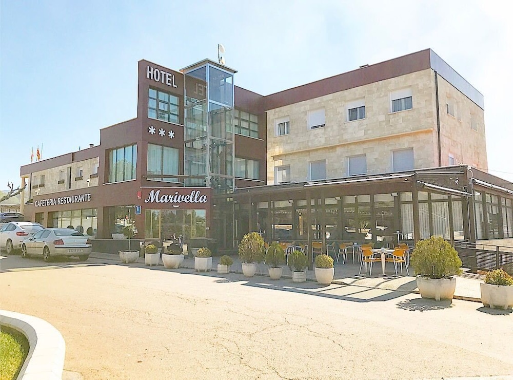 Hotel Marivella 6/34