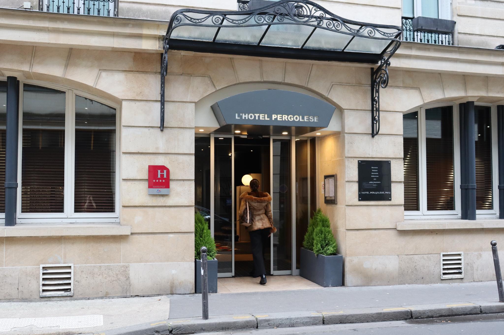 Hotel Pergolese - Paris Champs Elysees in PARIS