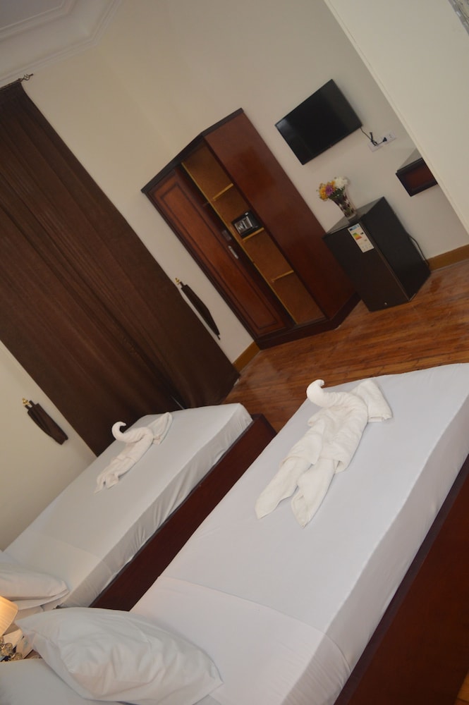 Midtown Hostel 20/50