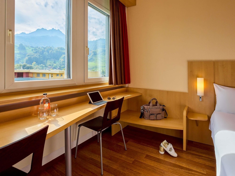 Ibis Luzern Kriens 59/59