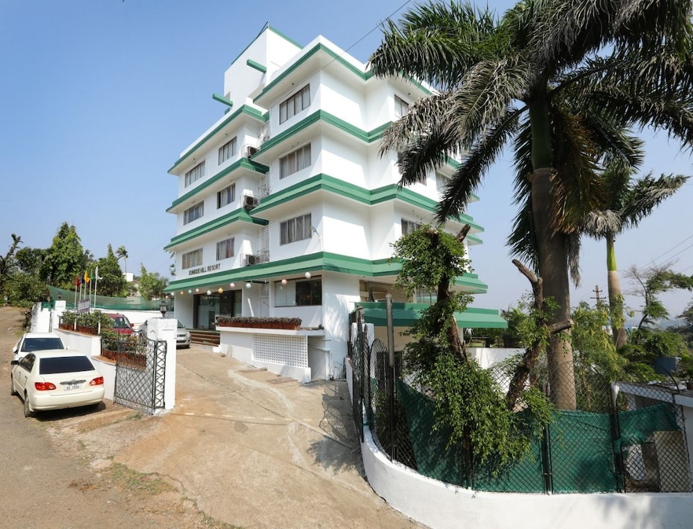 Sunrise Hill Resort 34/42